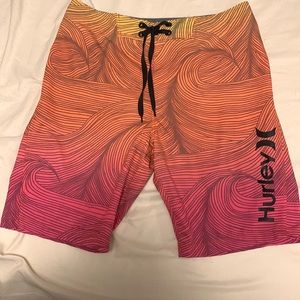 🦋💥30% OFF 2 OR MORE BUNDLE💥🦋         Boy’s Hurley Board Short